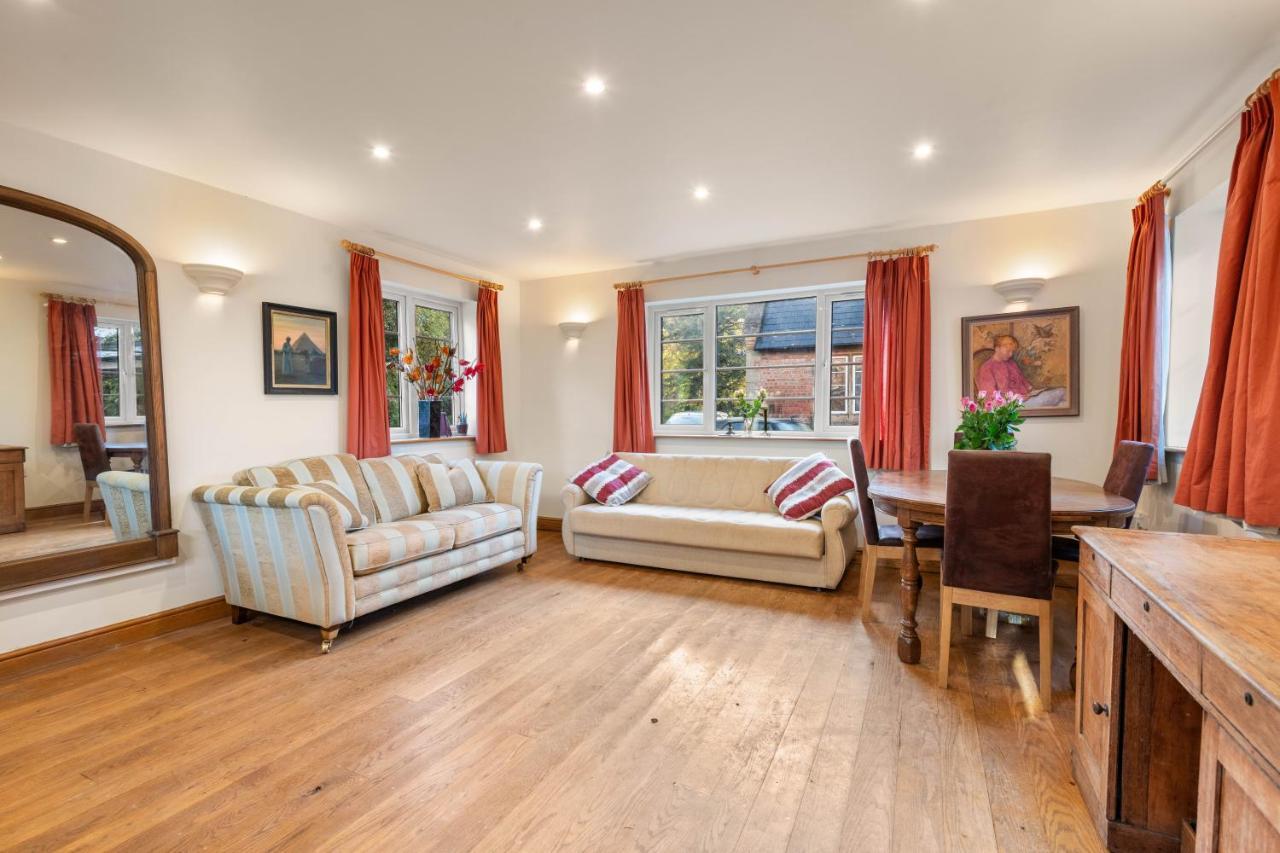 Country House With 7 Bedrooms And 3 Buildings マーケット・レーゼン エクステリア 写真