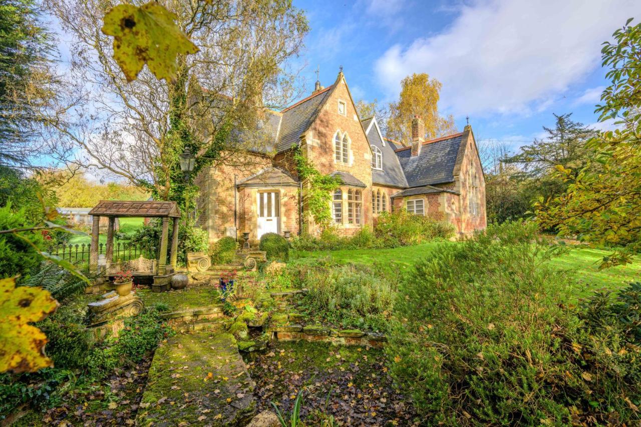 Country House With 7 Bedrooms And 3 Buildings マーケット・レーゼン エクステリア 写真