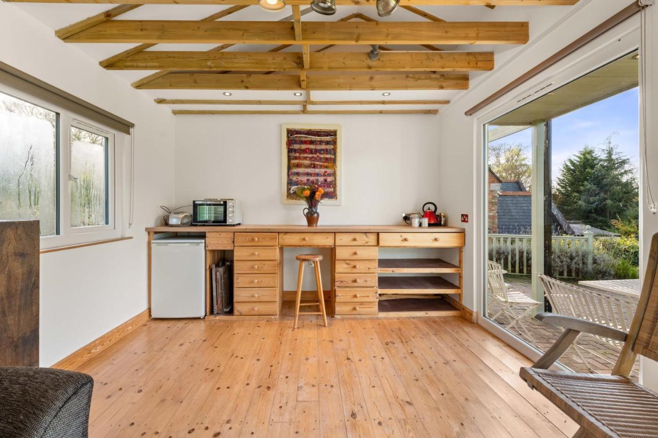 Country House With 7 Bedrooms And 3 Buildings マーケット・レーゼン エクステリア 写真