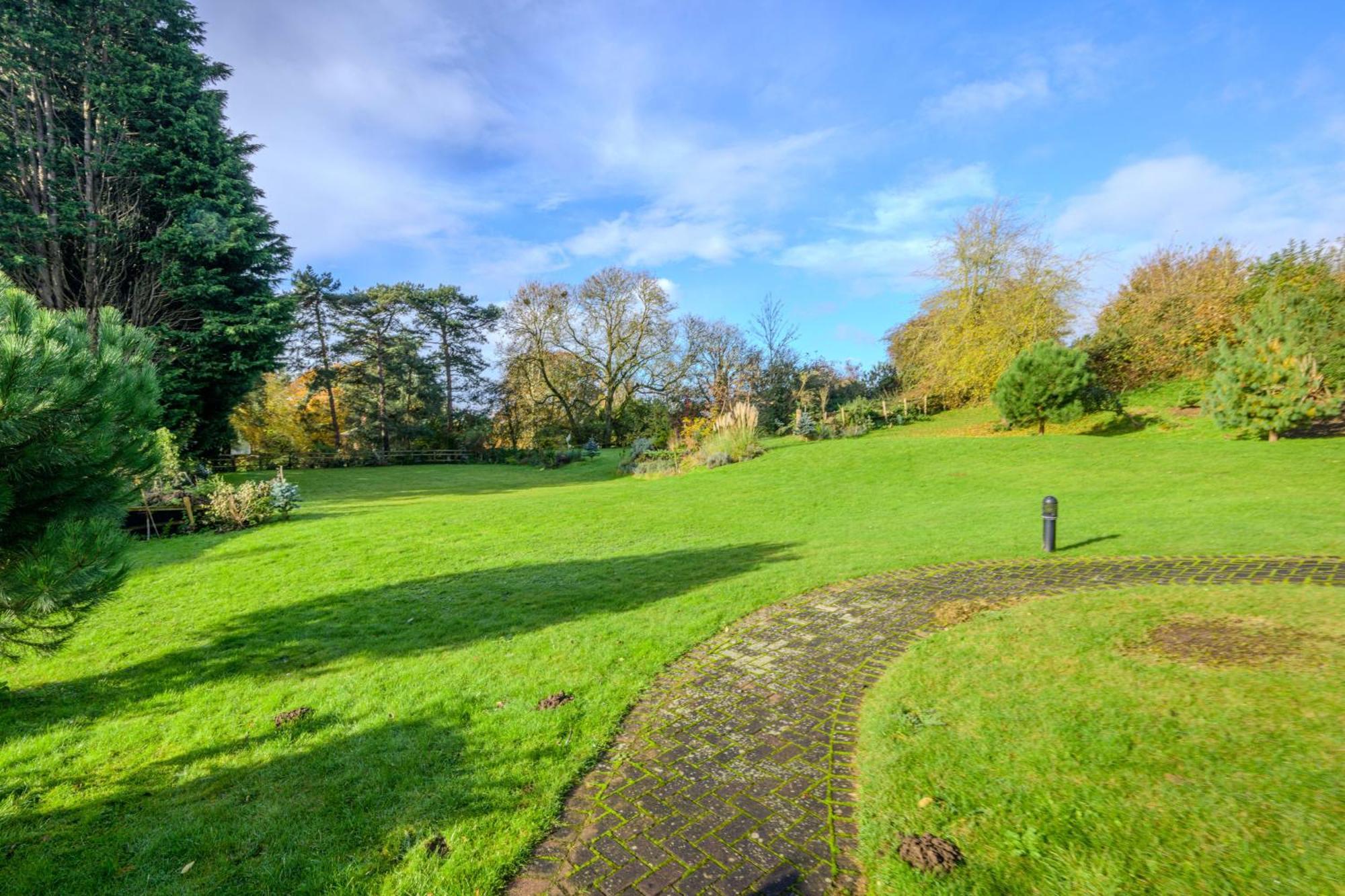 Country House With 7 Bedrooms And 3 Buildings マーケット・レーゼン エクステリア 写真