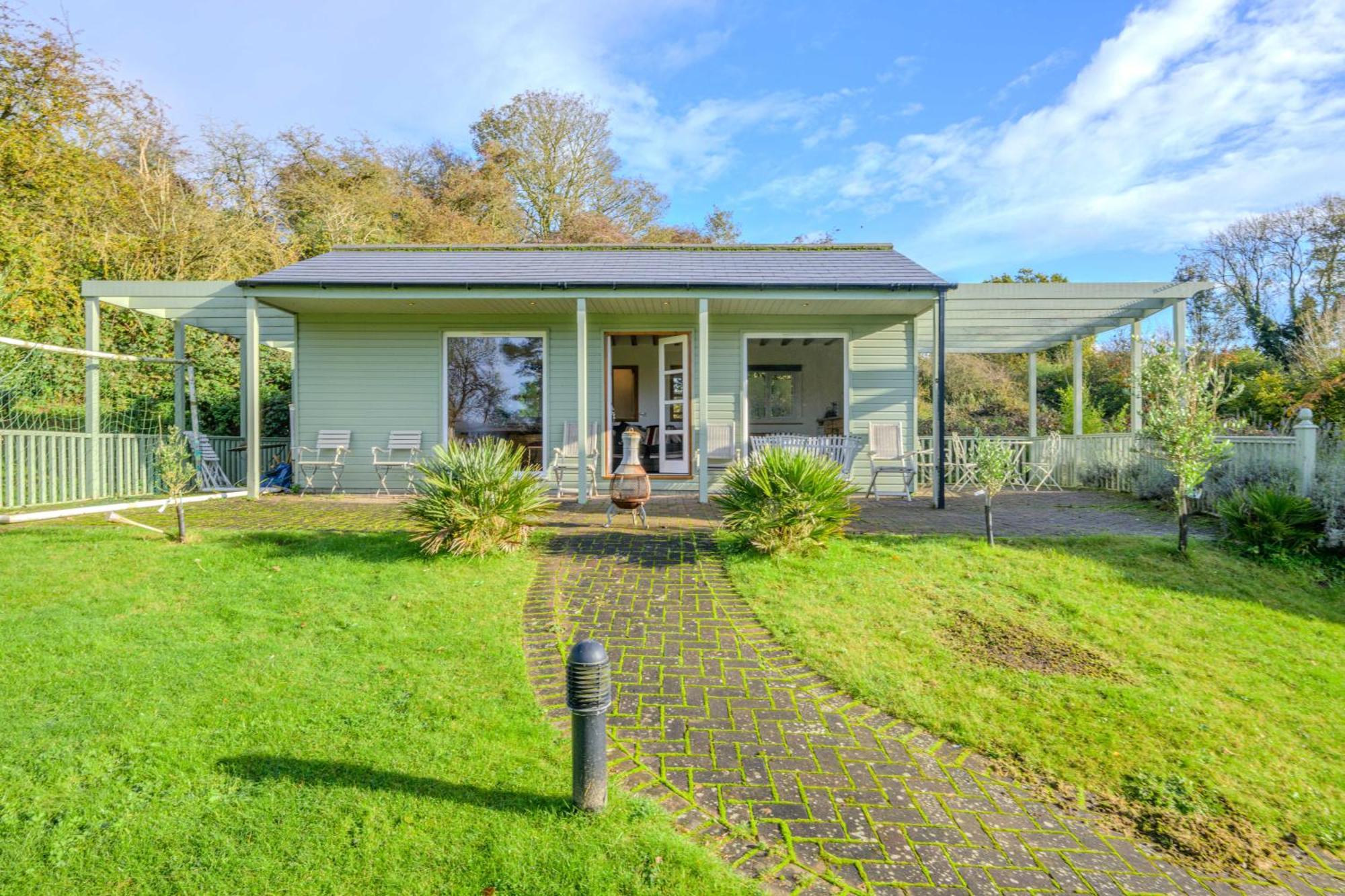Country House With 7 Bedrooms And 3 Buildings マーケット・レーゼン エクステリア 写真