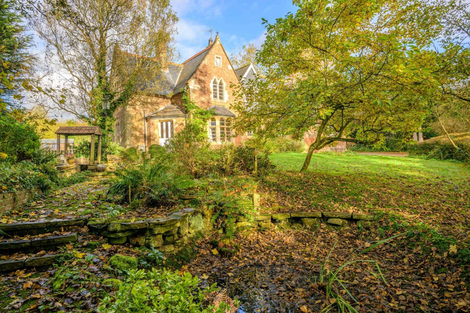 Country House With 7 Bedrooms And 3 Buildings マーケット・レーゼン エクステリア 写真